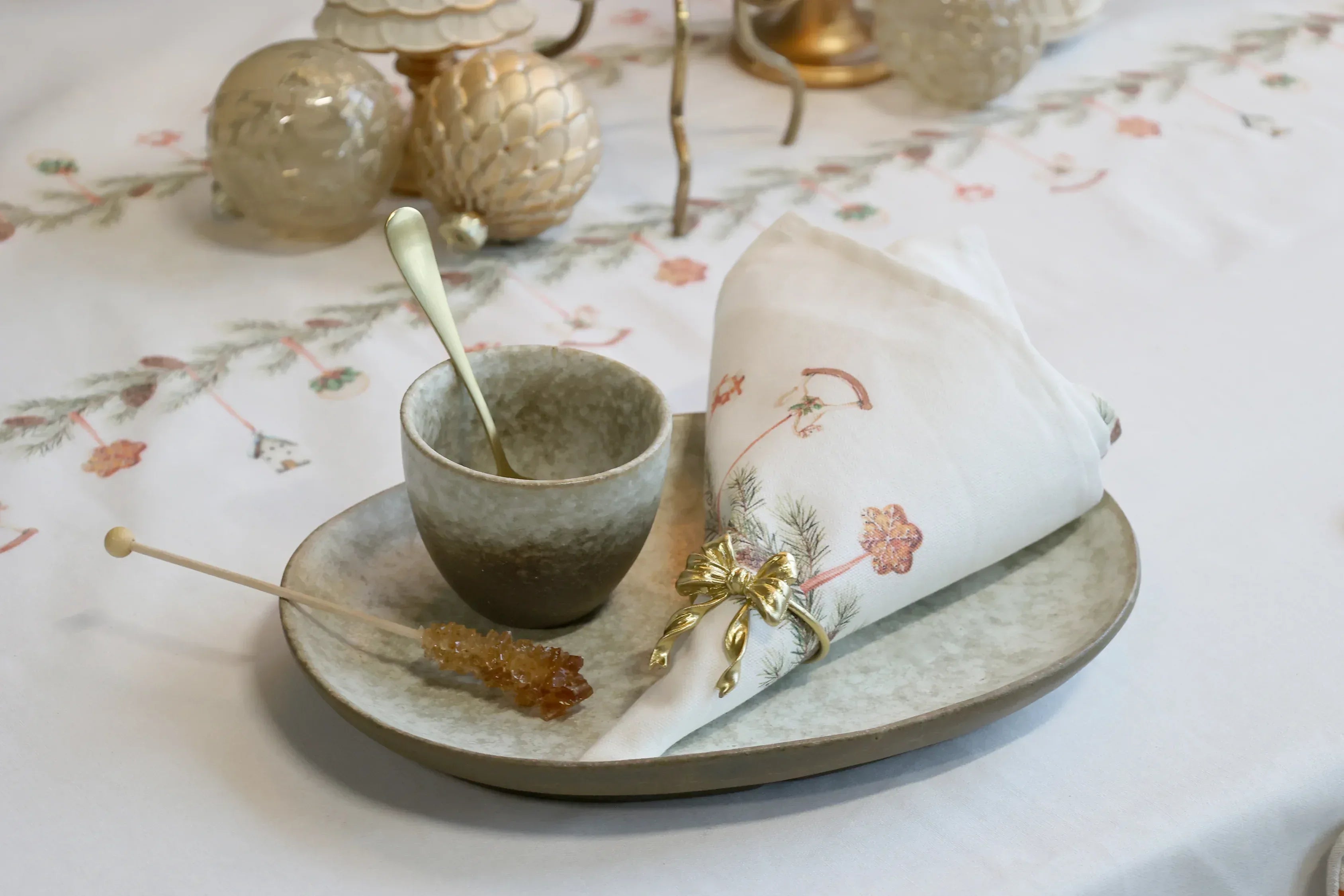 Chic Antique - Aix Stofserviet m. ranke - L40/B40 cm creme - Servietringen