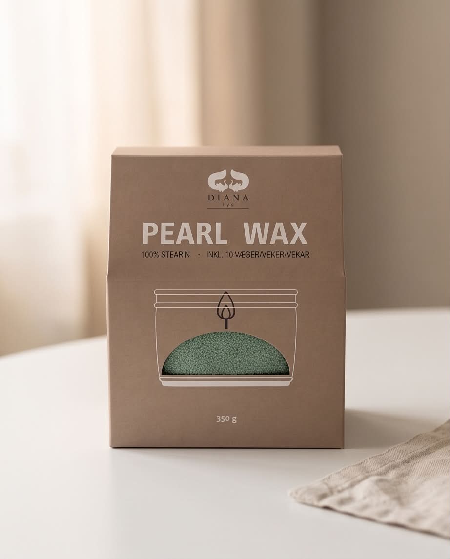 Diana Lys Lyssand Pearl Wax Sage grøn stearinlys med 10 væger, 350 g, vises i naturtro billede.