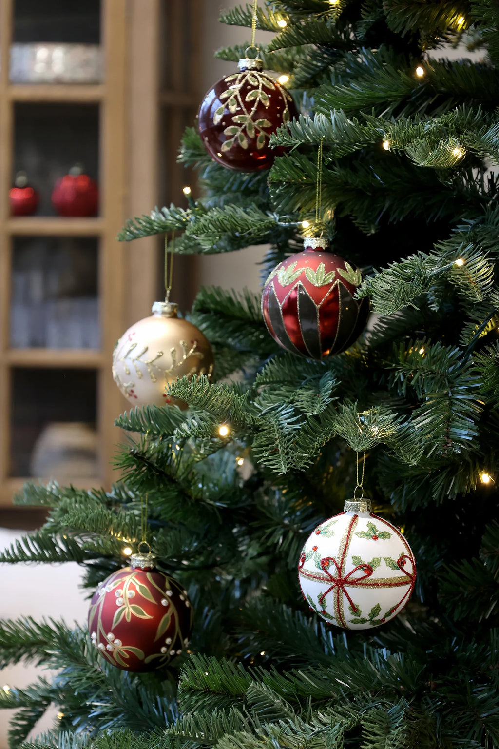 Chic Antique - Julekugle m. mistelten Ø8 - Servietringen