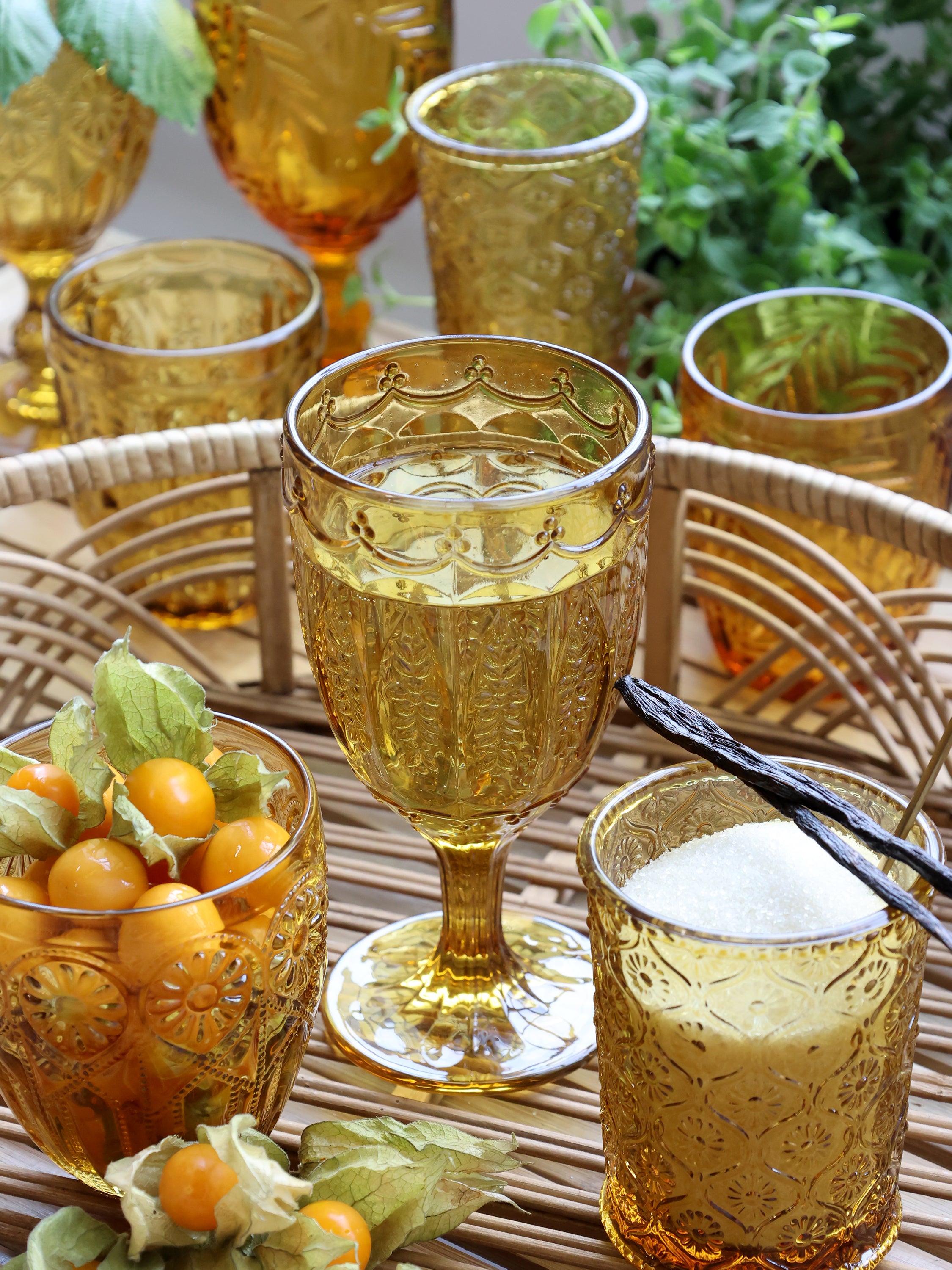 Saint-Émilion glas med mønster fra Servietringen, viser elegant design og glasets form.