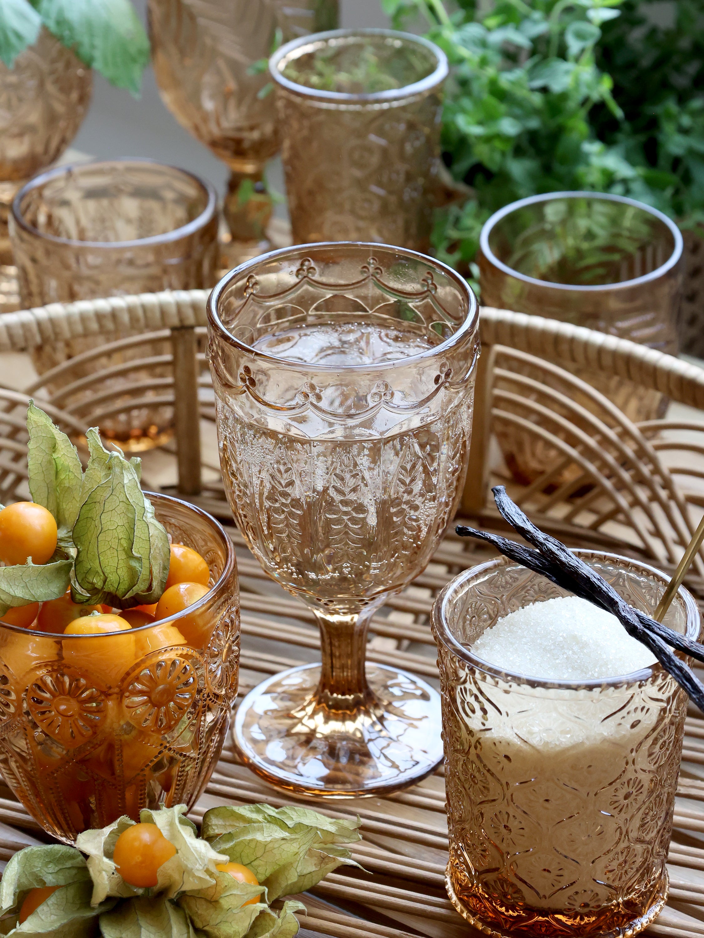 Servietring med Saint-Émilion glas mønster, elegant design til vinservering, perfekt til borddækning.